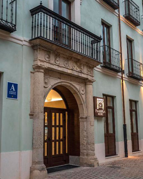 Palacio Real Hostel - hostel en León